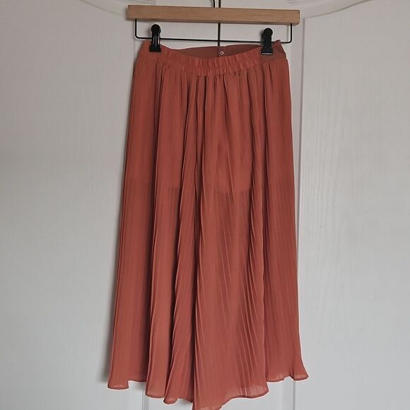 Women's Chiffon Pleated Wide-Leg Palazzo Capri Pants Peach - Picture 13 of 16